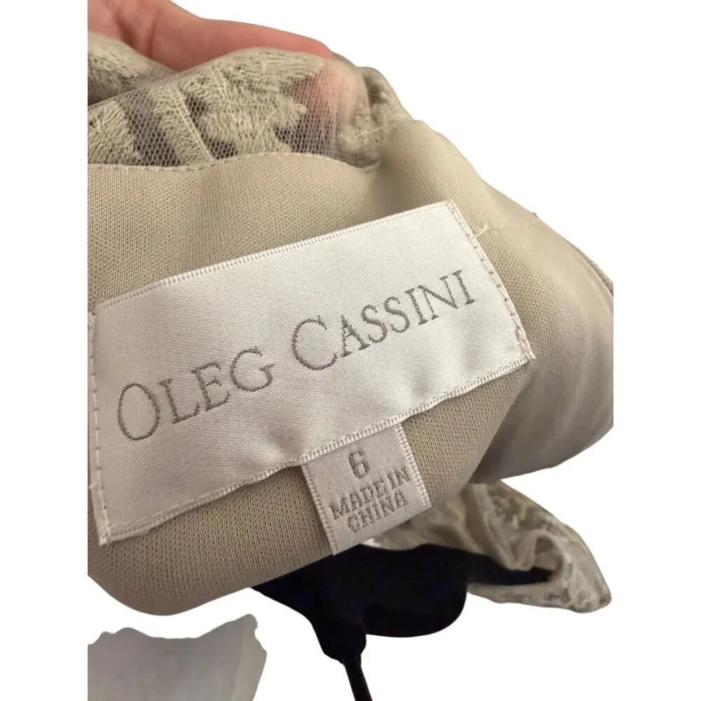 Oleg Cassini Lace Appliqué Cap-Sleeve Long Sheath Dress Women's Sz. 6 - Picture 3 of 7